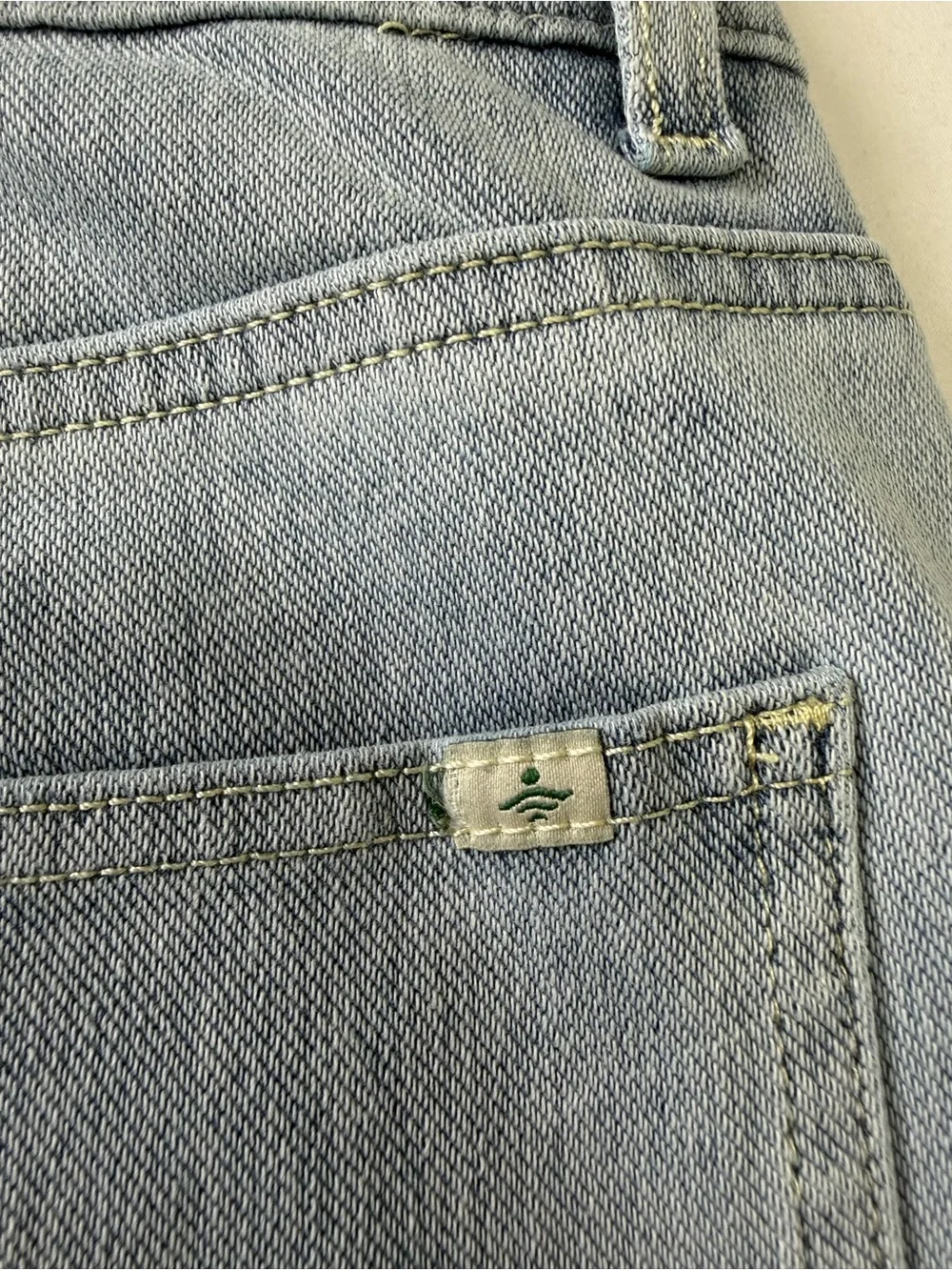 HALARA Light Blue Asymmetrical Wide-Leg Denim Jeans - Picture 14 of 14